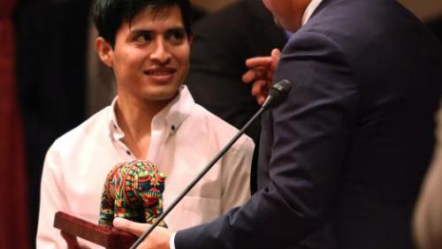 2014 Latino Spirit Award Honoree Mario Gutierrez introduced on the Senate Floor 