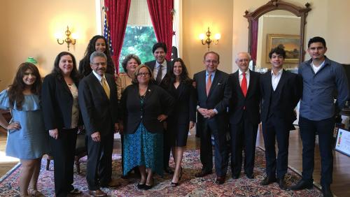 2016 Latino Spirit Award Honorees with Senate President pro Tem Kevin De León