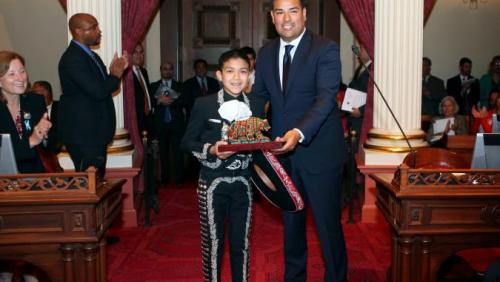 2014 Latino Spirit Award Honoree Sebastien "El Charro de Oro" De La Cruz introduced on the Senate Floor 